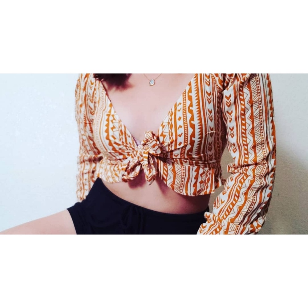 Long Sleeve Crop Top.